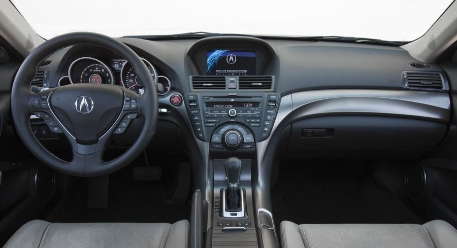 Торпедо Acura TL 2014 года  (фото 12 из 35)